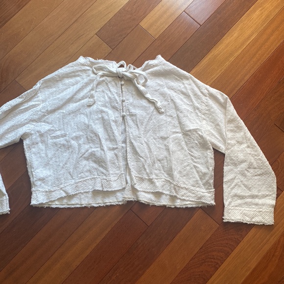 Free People crop sweater - size small - Picture 3 of 4